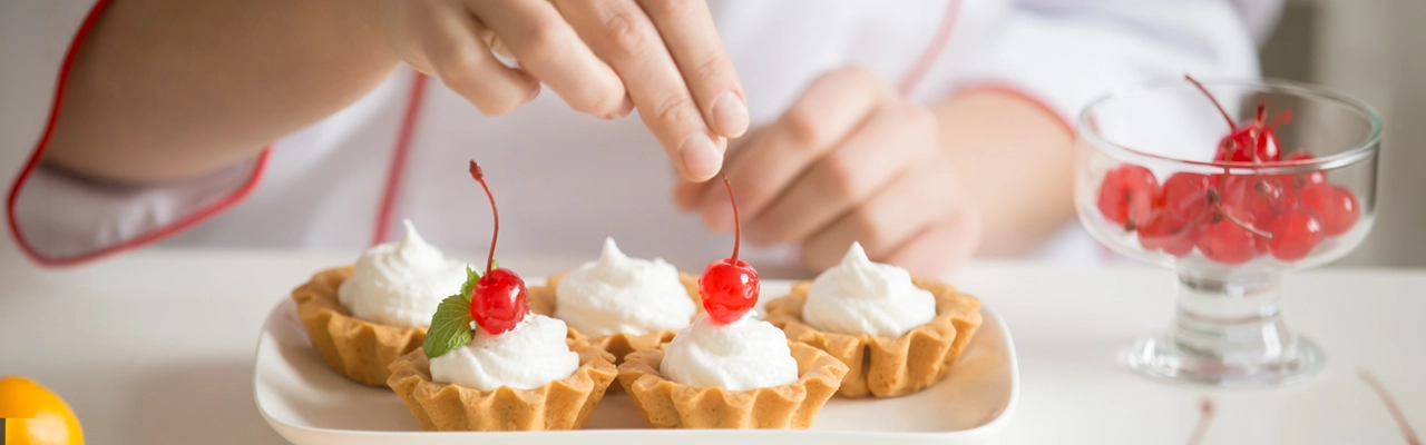 6 Months International Diploma in Baking and Patisserie